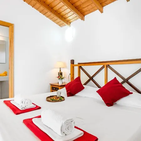 شقة 102 Bright Accomodation With Pool View *